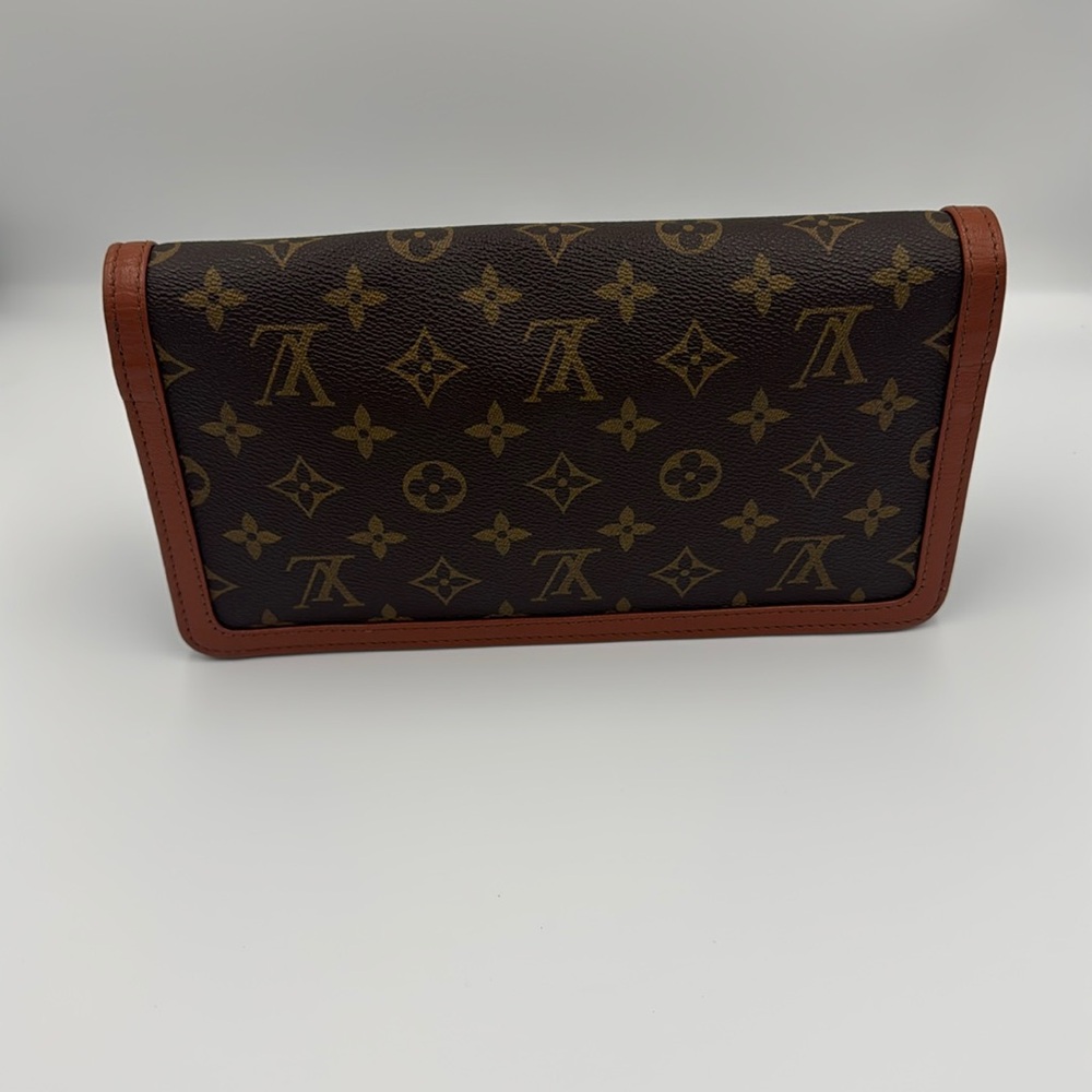 Louis Vuitton Pochette Dame Clutch - Picture 5 of 11